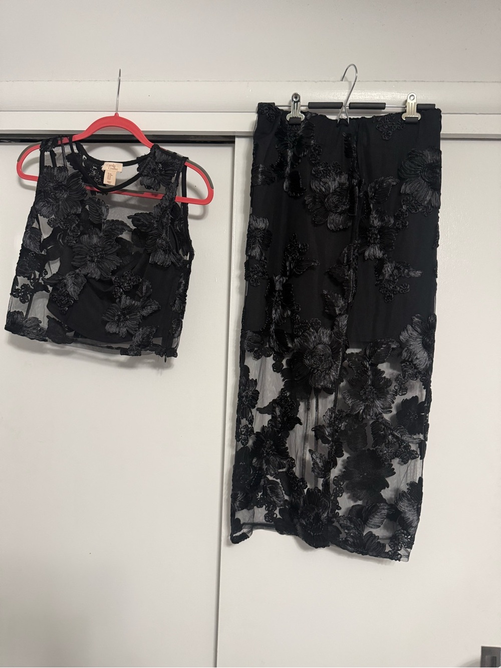 Med Black Floral Applique Sheer Midi Dress Set - Unbranded